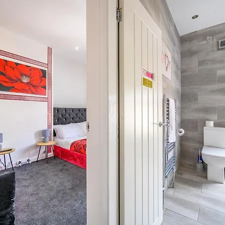 Holiday home A23s For Your Relaxed & Cosy With Free Parking And Wifi