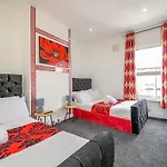 A23s For Your Relaxed & Cosy With Free Parking And Wifi Prázdninový dům