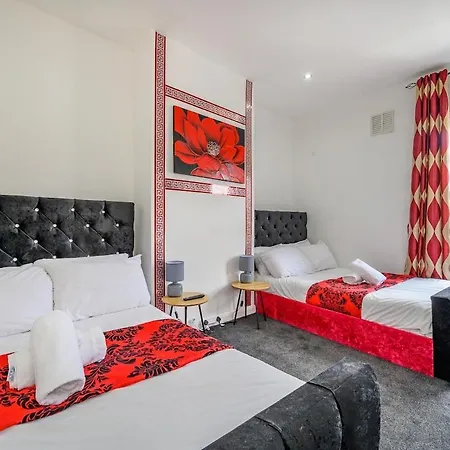 23As - Stylish Home With Free Parking *