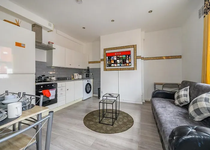 Дом отдыха A23s For Your Relaxed & Cosy With Free Parking And Wifi Лидс